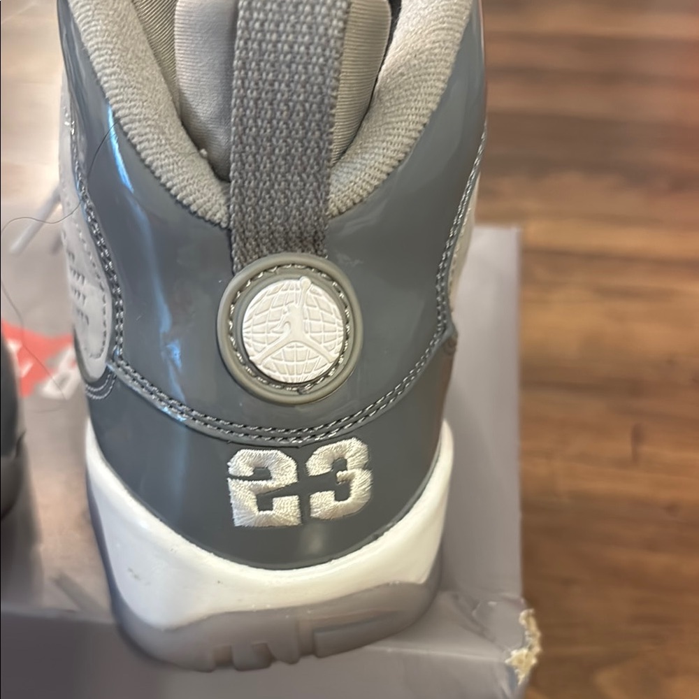 Jordan Kids Sneakers 6.5 Y Gray - Picture 5 of 11